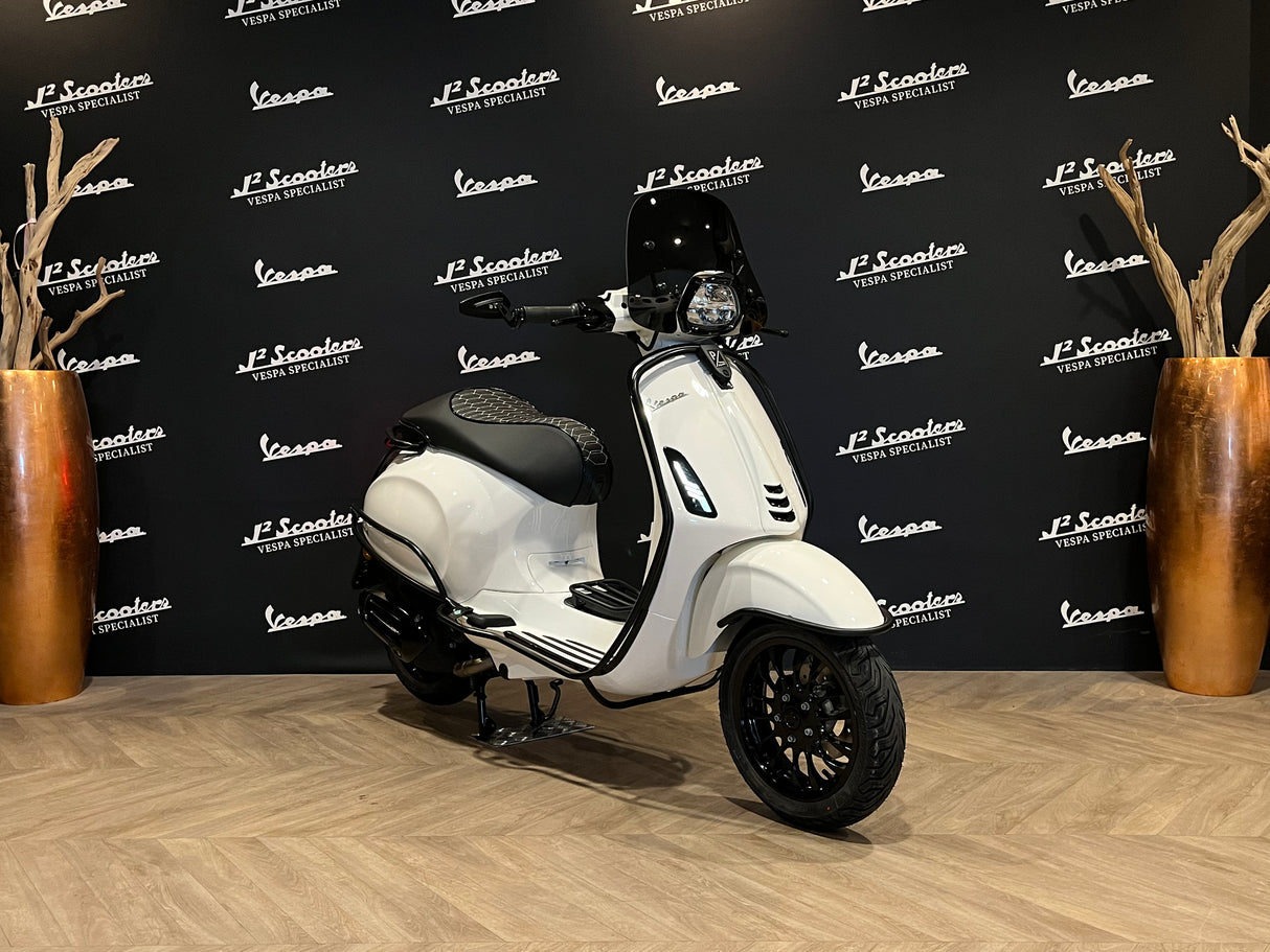 Vespa Sprint E5 Facelift 2025 wit Bianco Innocenza