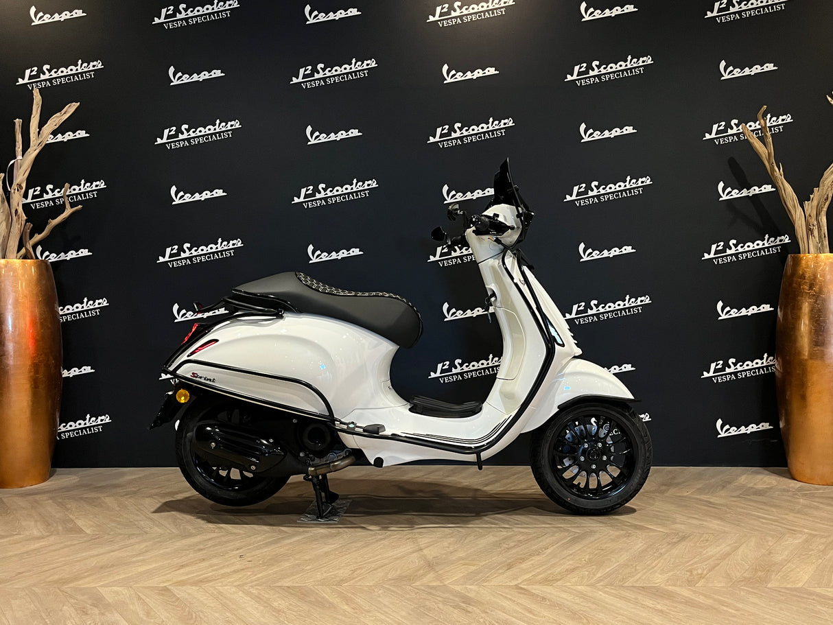 Vespa Sprint E5 Facelift 2025 wit Bianco Innocenza