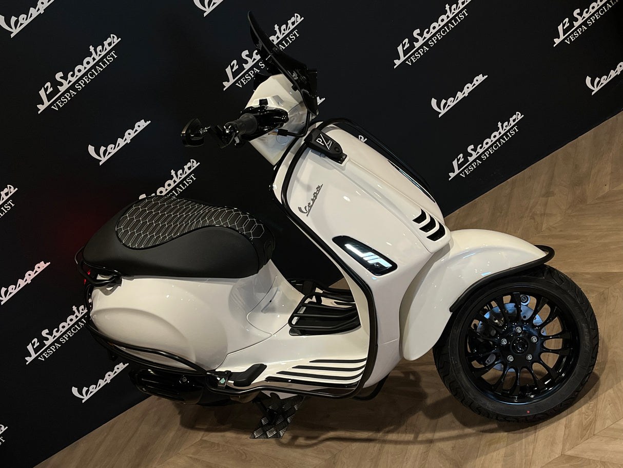 Vespa Sprint E5 Facelift 2025 wit Bianco Innocenza