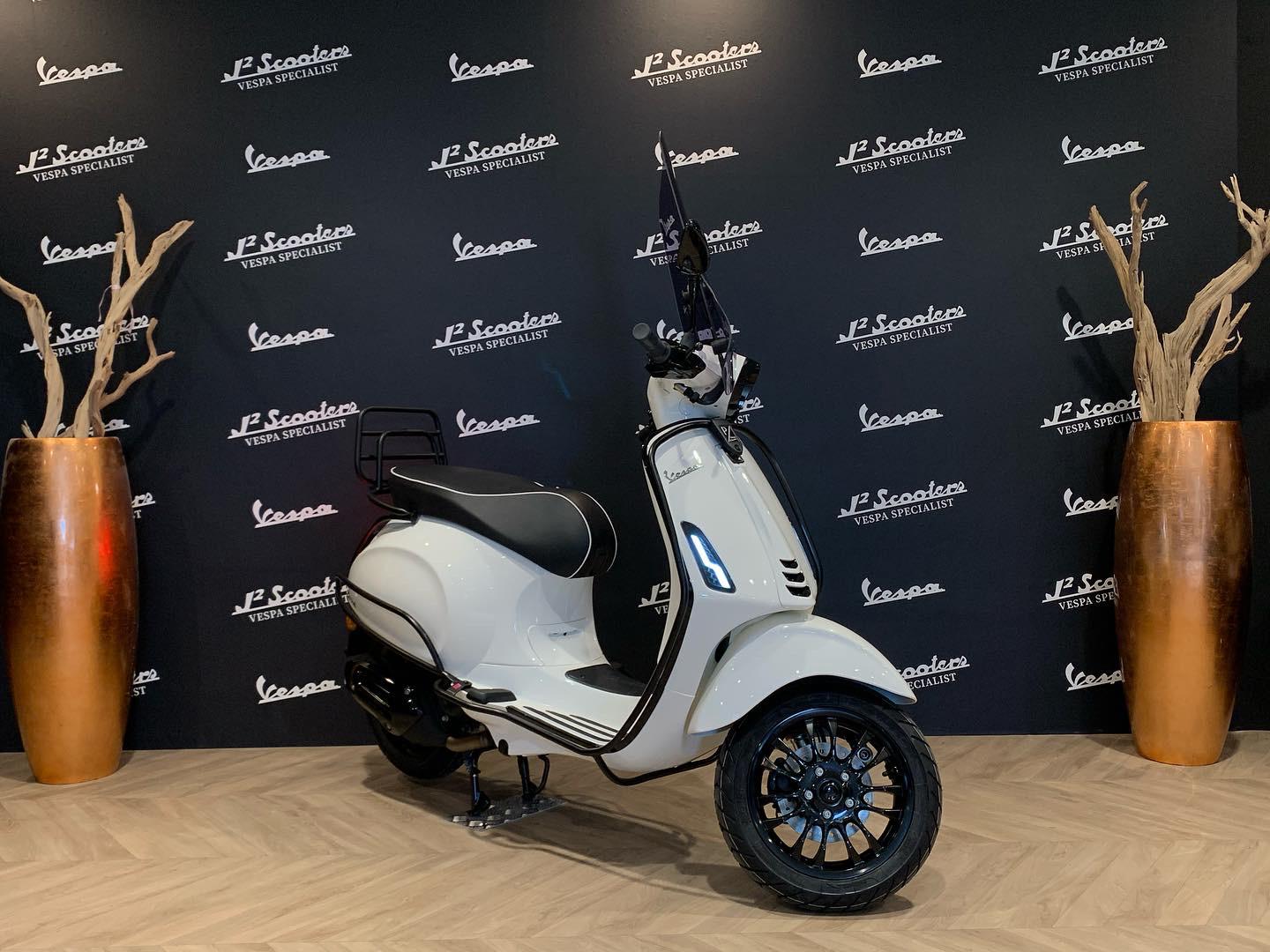 Vespa Sprint E5 BIANCO INNOCENZA