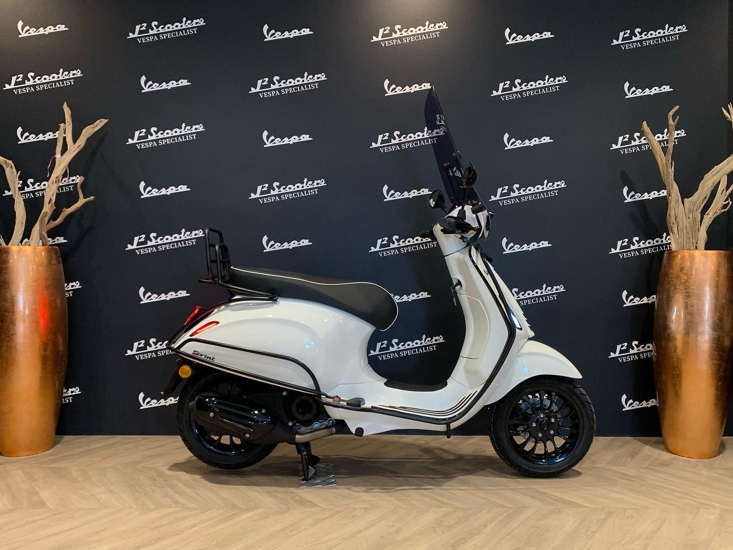 Vespa Sprint E5 BIANCO INNOCENZA