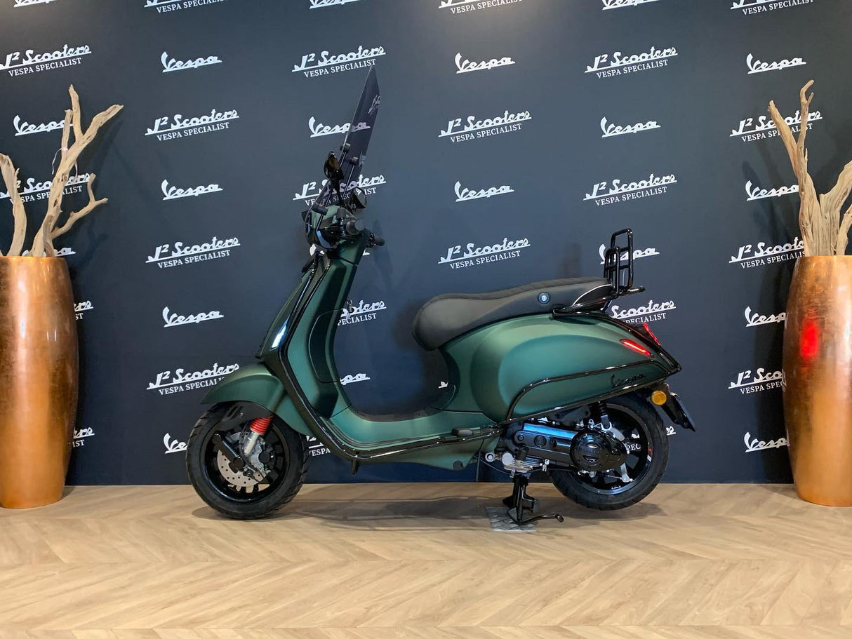 Vespa Sprint / Elettrica Facelift 2025 Cobra Green