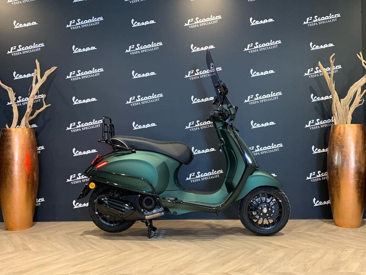 Vespa Sprint / Elettrica Facelift 2025 Cobra Green