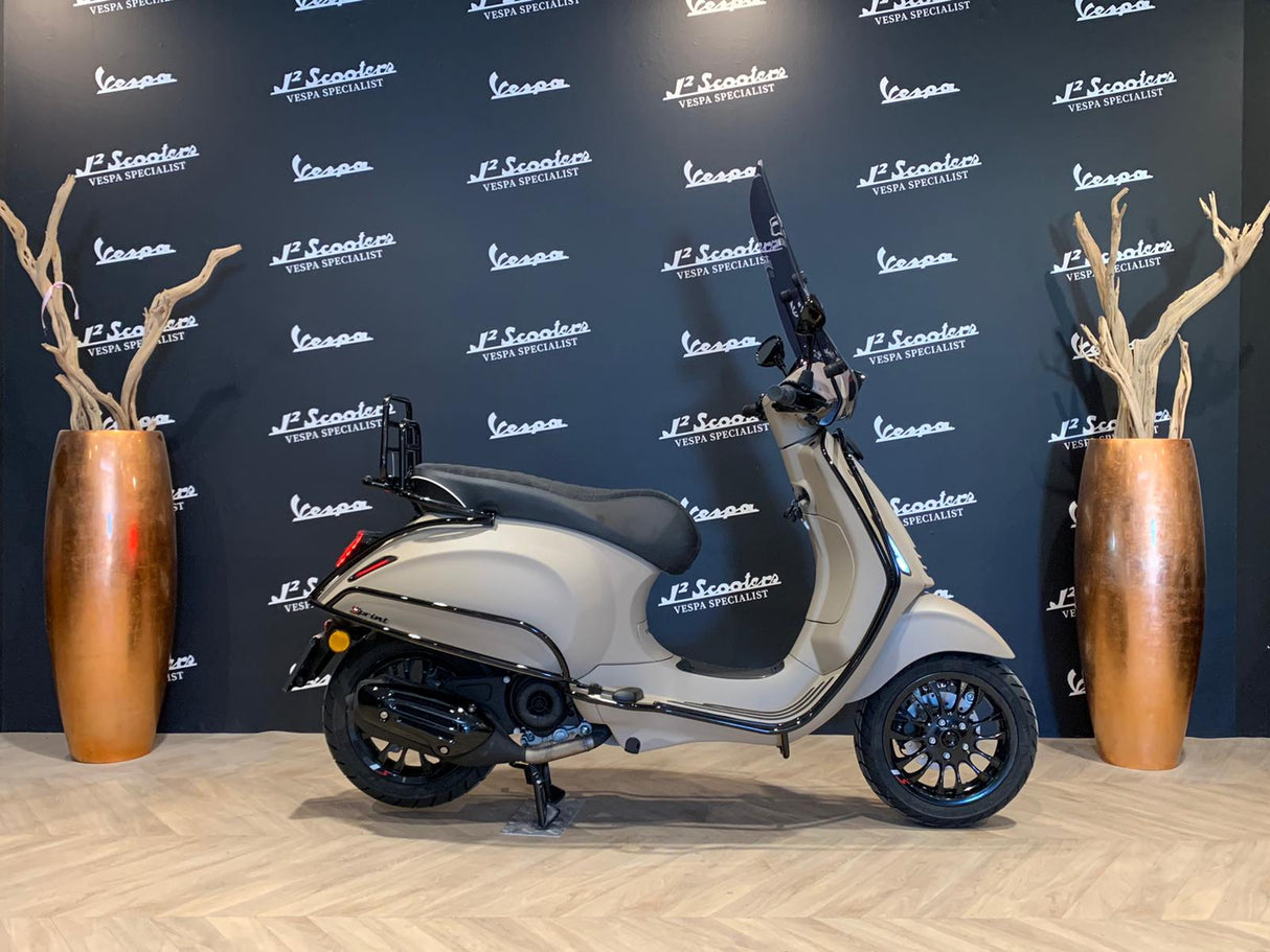 Vespa Sprint / Elettrica Facelift 2025 Desert Storm