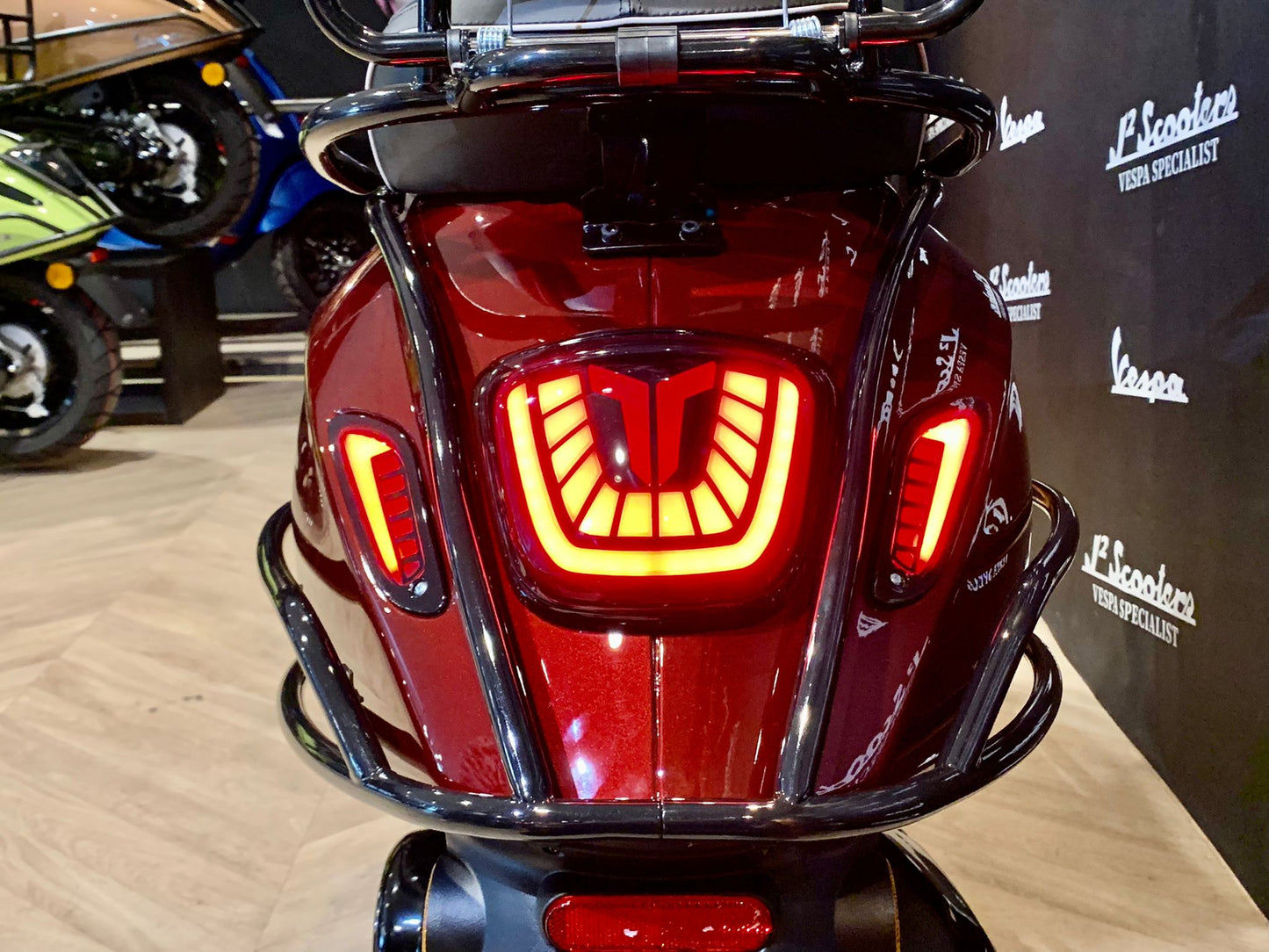 Vespa Sprint E5 Porsche Dark Candy Red