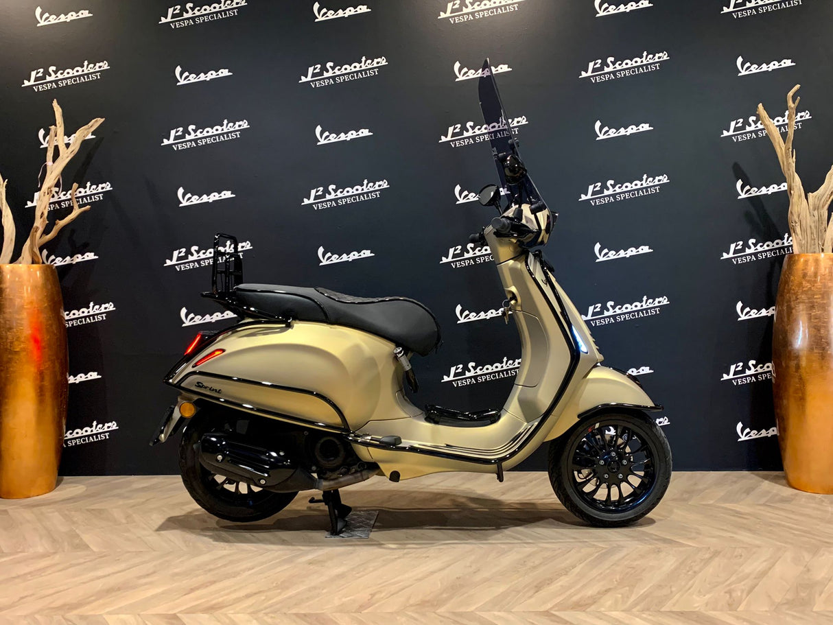 Vespa Sprint / Elettrica Facelift 2025 Designo Gold