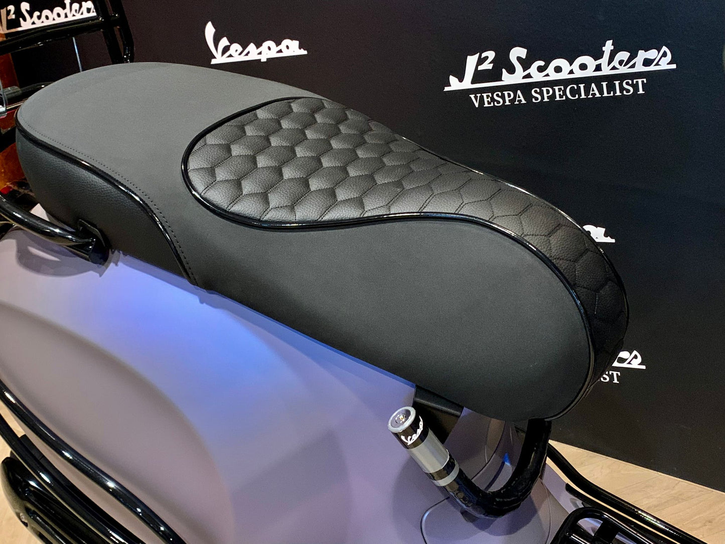 Vespa Sprint E5 DESIGNO VIOLET