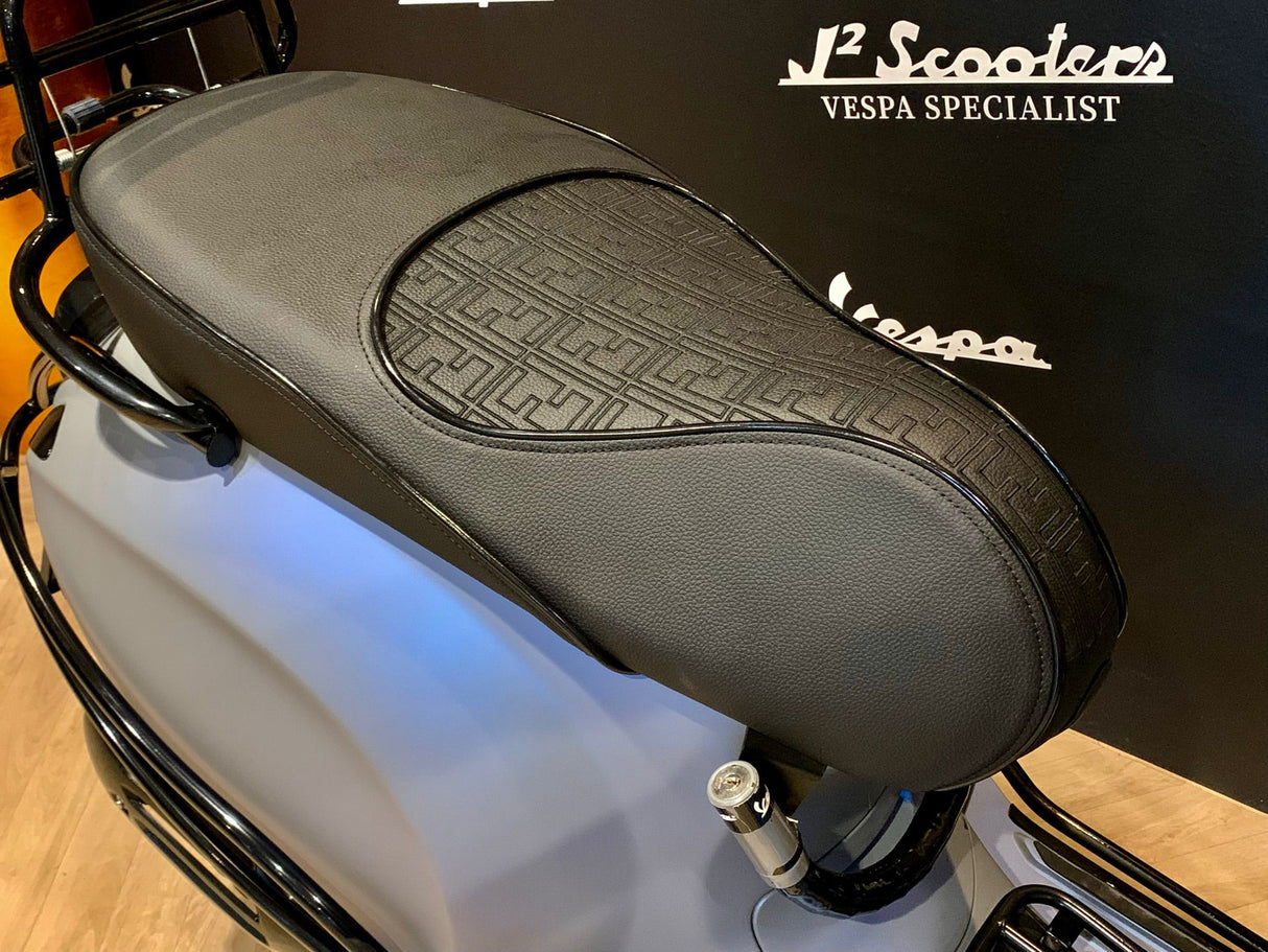 Vespa Sprint / Elettrica Facelift 2025 Designo Blue