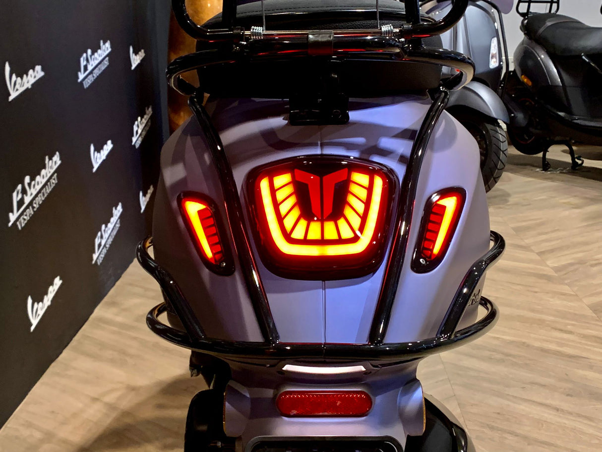 Vespa Sprint / Elettrica Facelift 2025 Designo Violet
