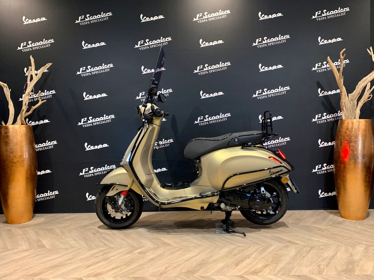 Vespa Sprint / Elettrica Facelift 2025 Designo Gold