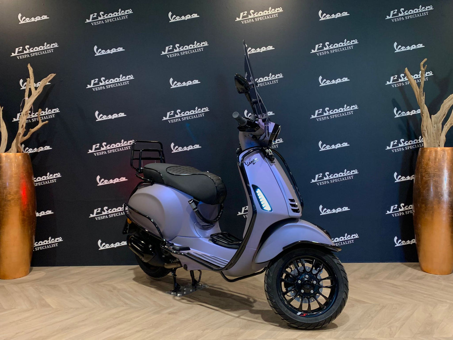 Vespa Sprint E5 DESIGNO VIOLET