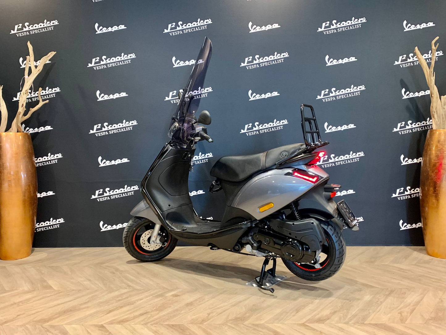 Piaggio Zip SP E5 Agaat Grijs