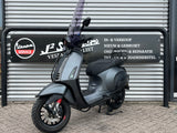 Vespa Sprint Mat Grijs Snor(scooter) 2018 11179 km 1 eig