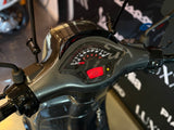 Vespa Sprint | Porsche Agaat Grijs