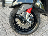 Vespa Sprint Glans Zwart Brom 2024 8228 km Full Option