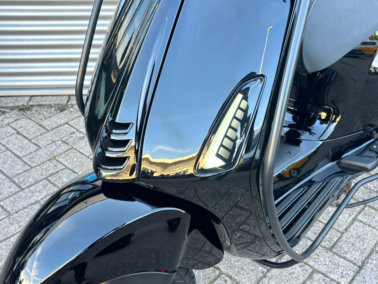 Vespa Sprint Black on Black Brom 2022 2411 km GARANTIE