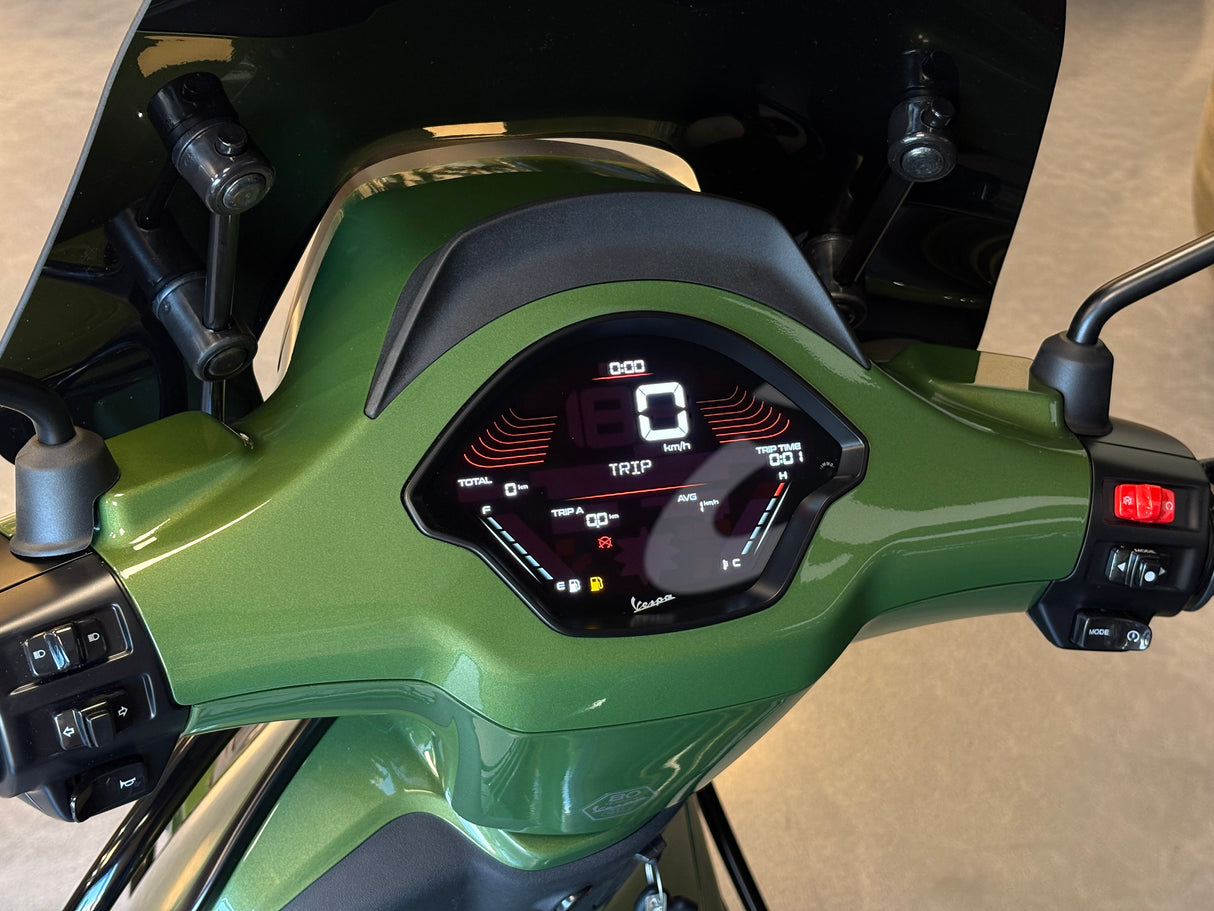 Vespa Sprint | Verde Libelle