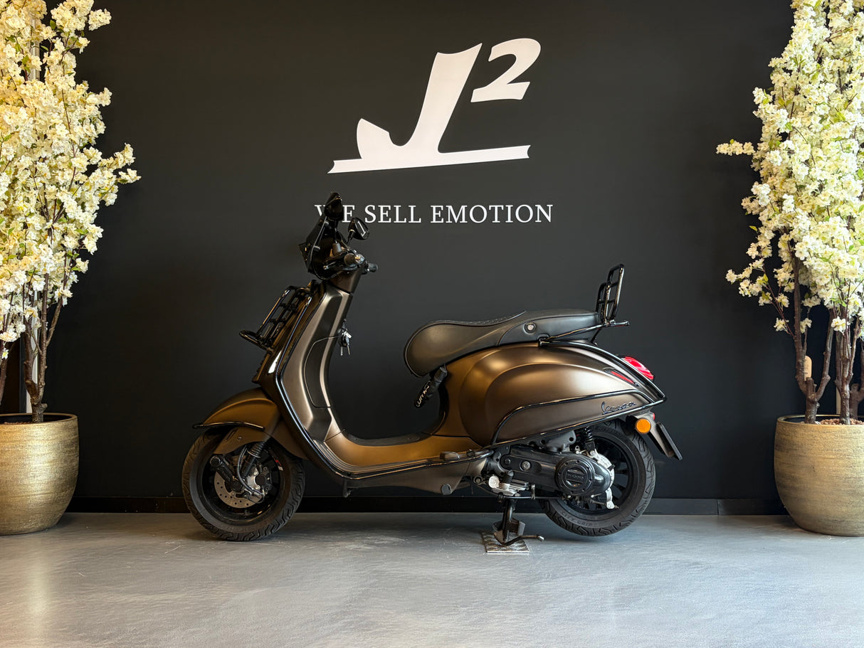 Vespa Sprint | Marakkech Bruin