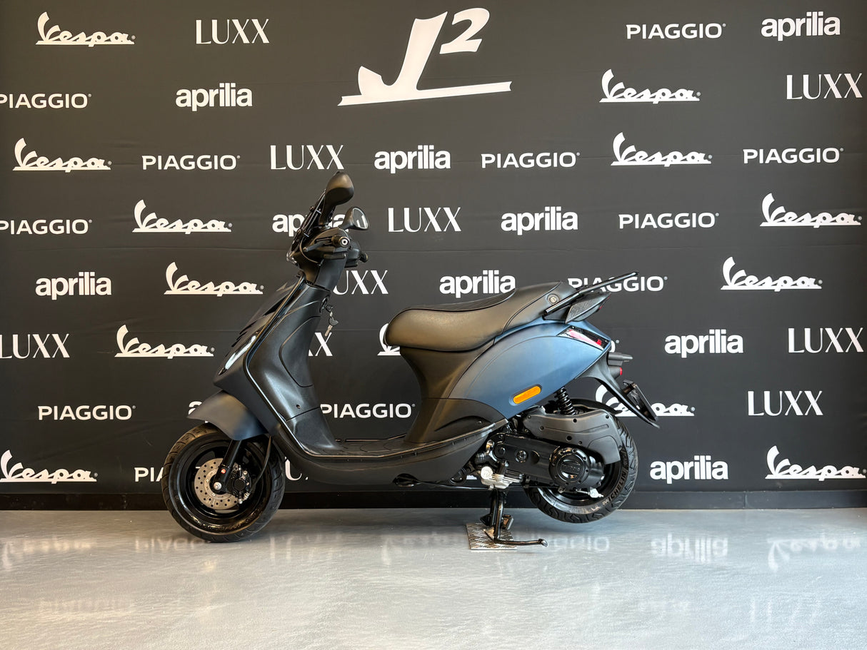 Piaggio Zip | Cameleon | 1 eig
