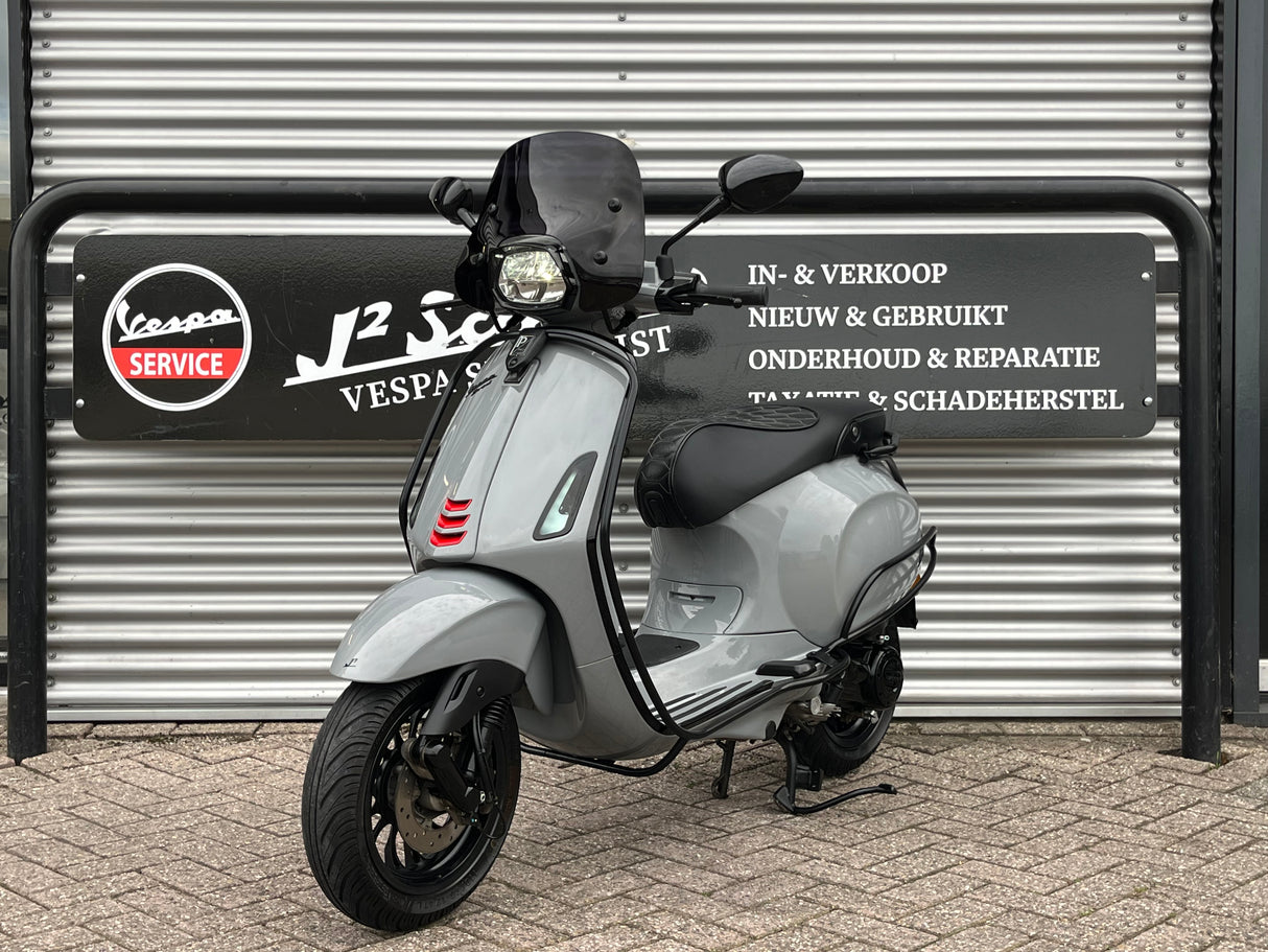 Vespa Sprint Nardo Grey Brom 2019 7911 km 1 eig