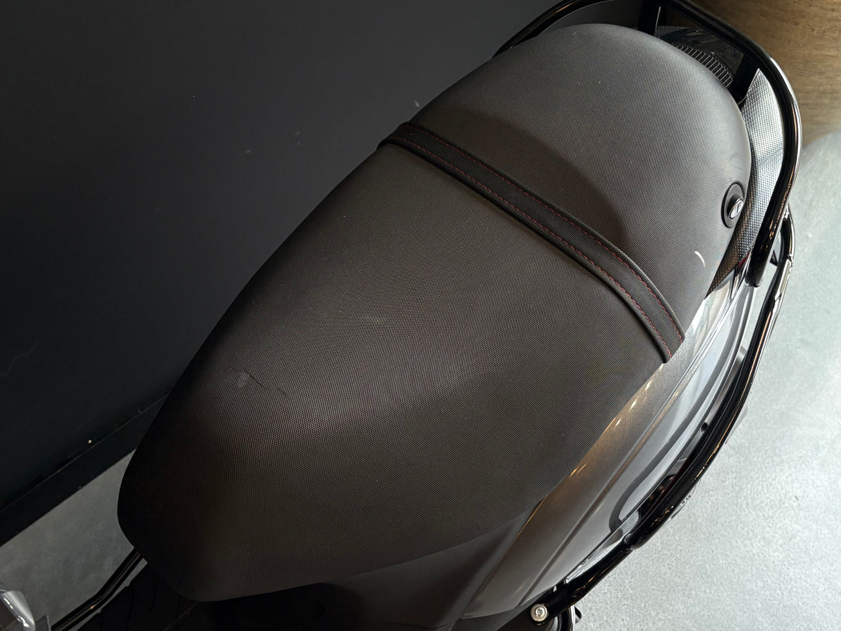 Piaggio Zip | Porsche Agaat Grijs