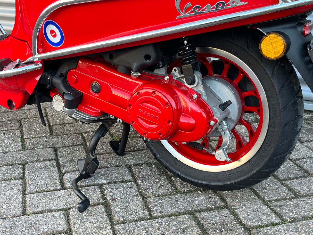 Vespa Sprint Rood Snor/Brom 2018 3422 km 1 eig GARANTIE