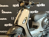 Vespa Sprint | Nardo Grey | Forged Carbon | Akrapovic