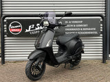 Vespa Sprint Mat Zwart Snor/Brom 2019 15831 km GARANTIE