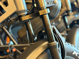 Fatbike V20 Pro + VOOR EN ACHTER DRAGER + TELEFOON HOUDER EN SLOT + STEPJES ORIGINEEL QM WHEELS