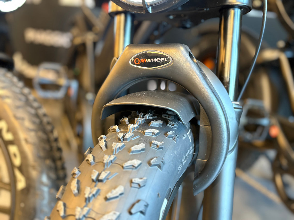 Fatbike V20 Pro + VOOR EN ACHTER DRAGER + TELEFOON HOUDER EN SLOT + STEPJES ORIGINEEL QM WHEELS