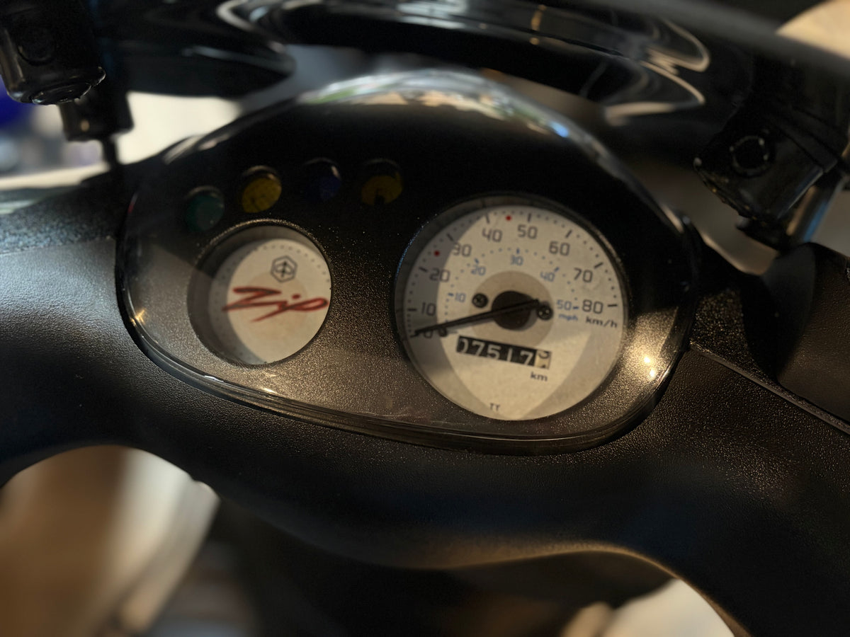 Piaggio Zip | Psychedellic