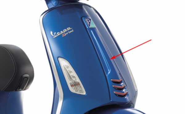Voorscherm Vespa Sprint origineel midden Azzurro blauw 261 a
