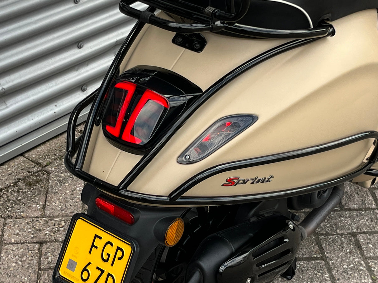 Vespa Sprint Desert Storm Brom 2021 8761 km