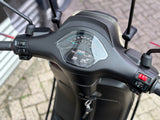 Vespa Elettrica | Mat Zwart | 1 Eig
