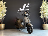 Vespa Sprint | Porsche Agaat Grijs
