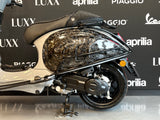 Vespa Sprint | Nardo Grey | Forged Carbon | Akrapovic