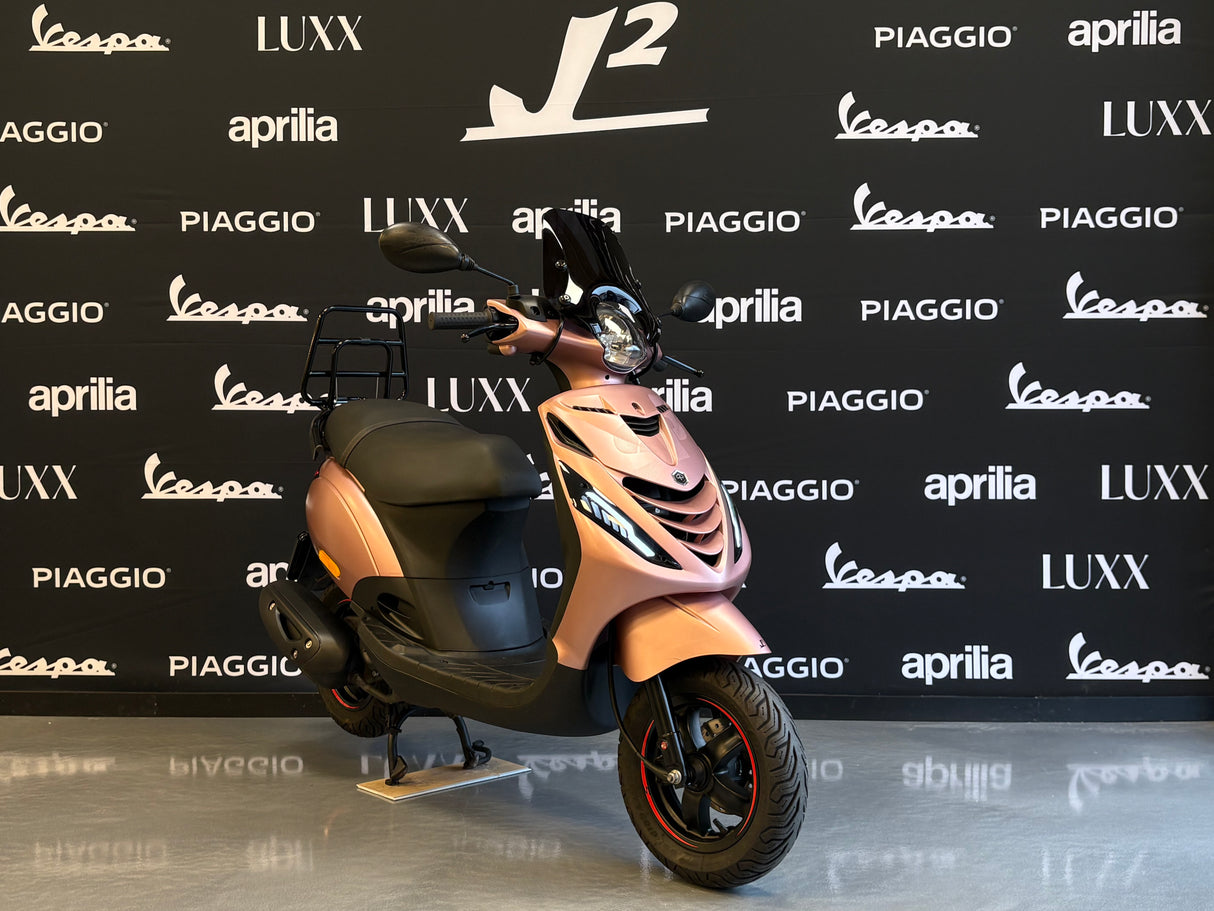 Piaggio Zip | Rose Gold