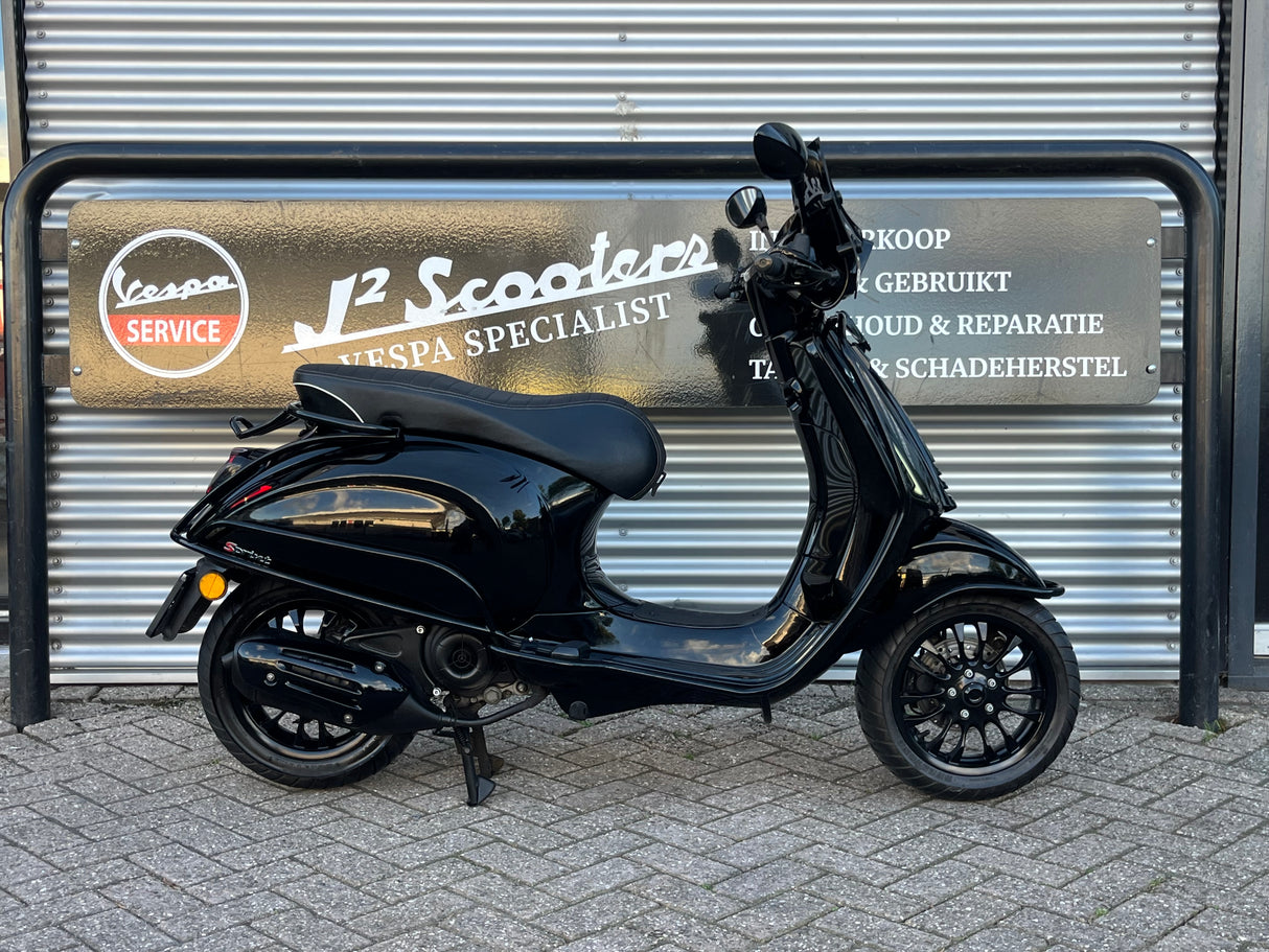 Vespa Sprint Black on Black Brom 2019 8777 km 1 eig GARANTIE