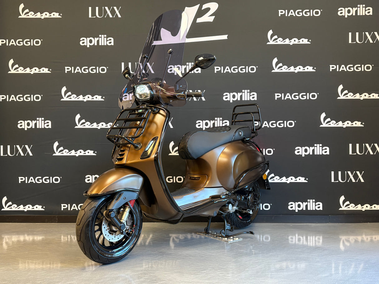 Vespa Sprint | Marakkech Bruin