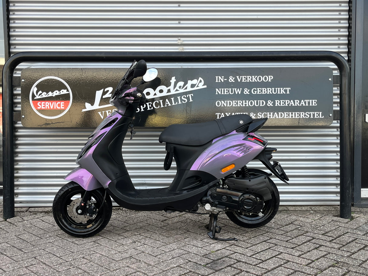 Piaggio Zip Amethyst Violet Brom 2023 2174 km Full 1 eig