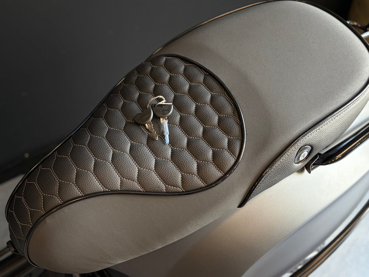Vespa Sprint | Grigio Titano