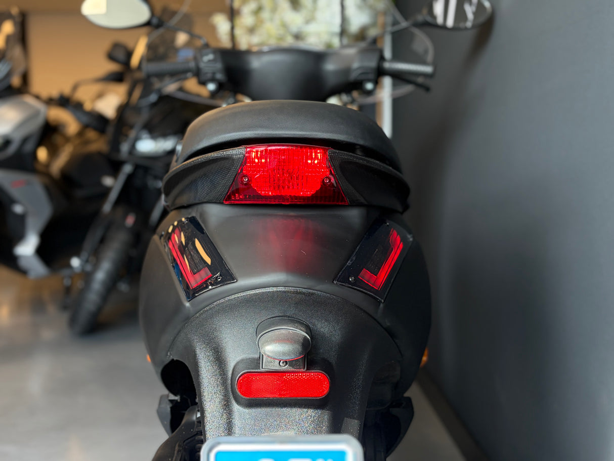 Piaggio Zip | Matt Zwart