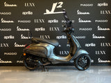 Vespa Sprint | Porsche Agaat Grijs