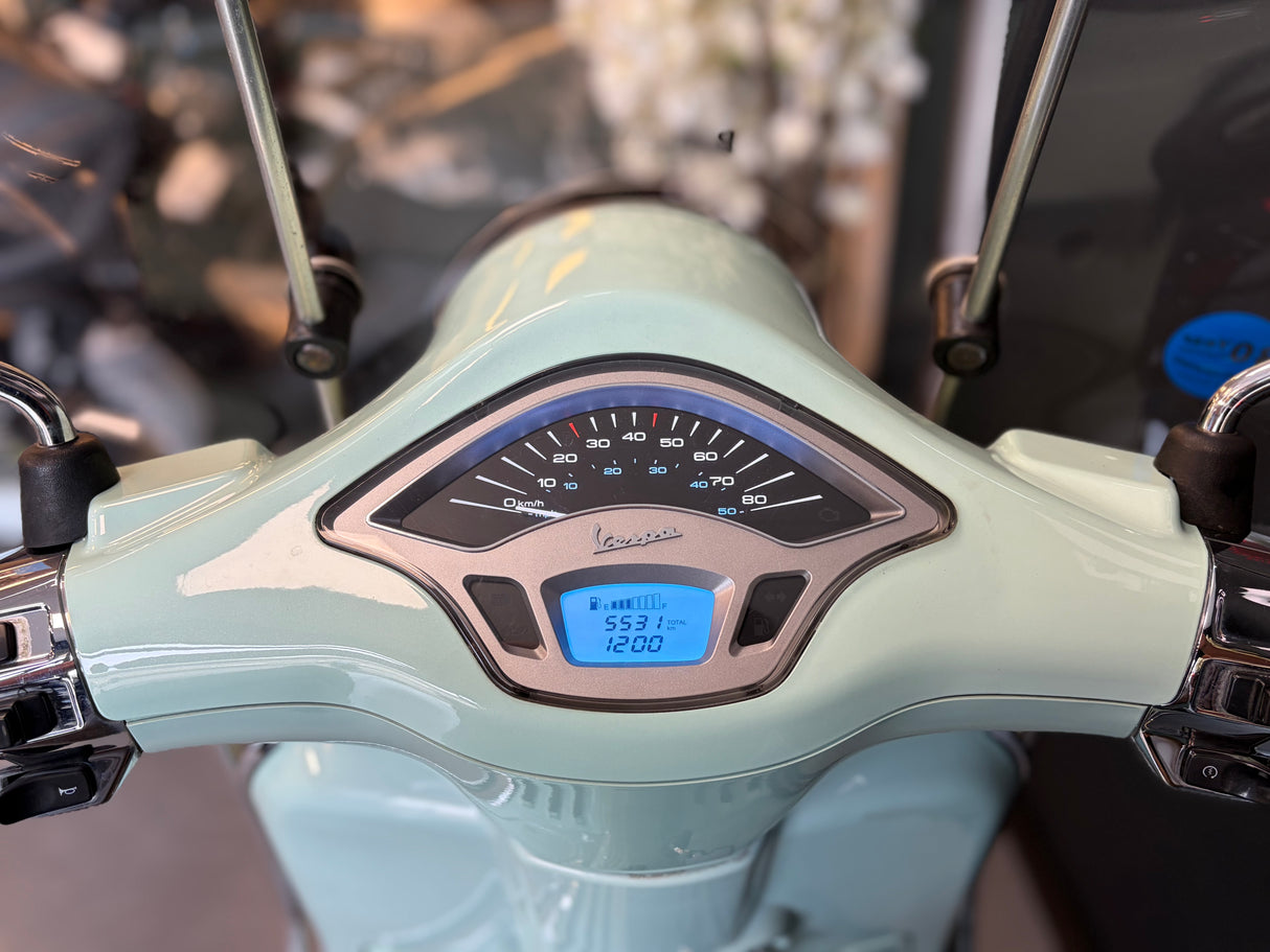 Vespa Primavera | Verde