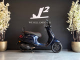 Vespa Sprint | Dark Midnight Blue