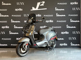 Vespa Sprint Carbon | Mat Grijs | 1 eig