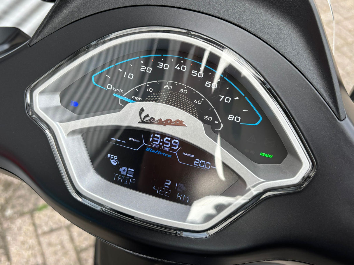 Vespa Elettrica Mat Zwart Brom 2024 422 km GARANTIE
