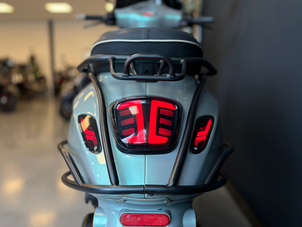Vespa Sprint | Designo Green