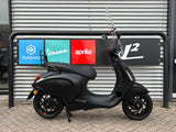 Vespa Elettrica Mat Zwart Brom 2024 422 km GARANTIE