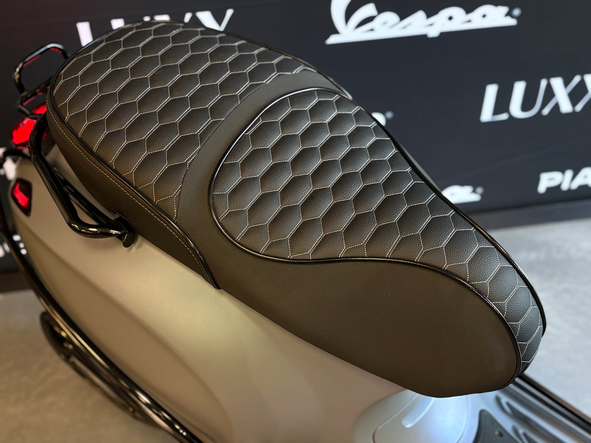 Vespa Sprint | Designo Blue